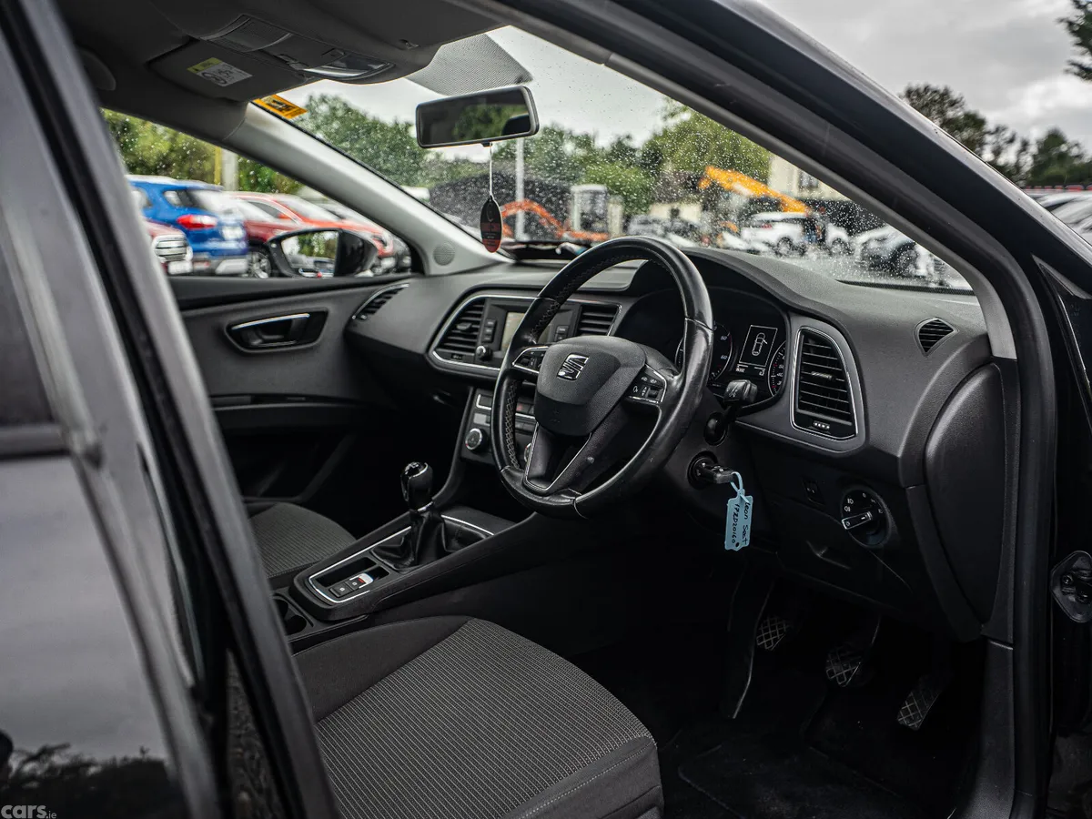 SEAT Leon Estate, Diesel, 2017, Black