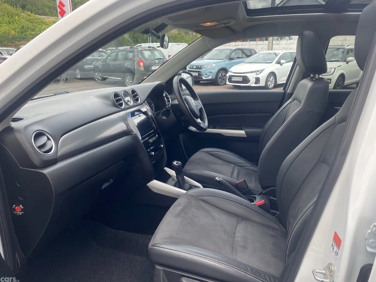 Suzuki Vitara SUV, Petrol, 2018, White