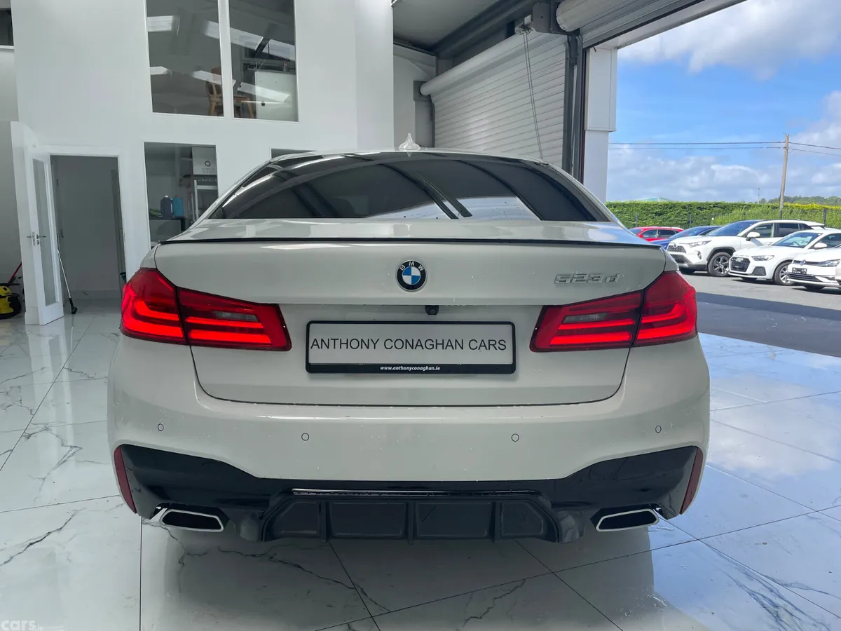BMW 5-Series Saloon, Diesel, 2019, White