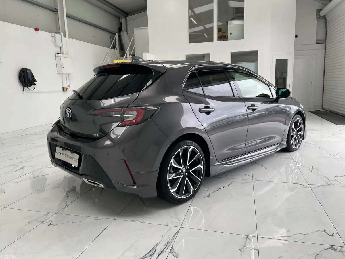 Toyota Corolla Hatchback, Petrol Hybrid, 2021, Grey