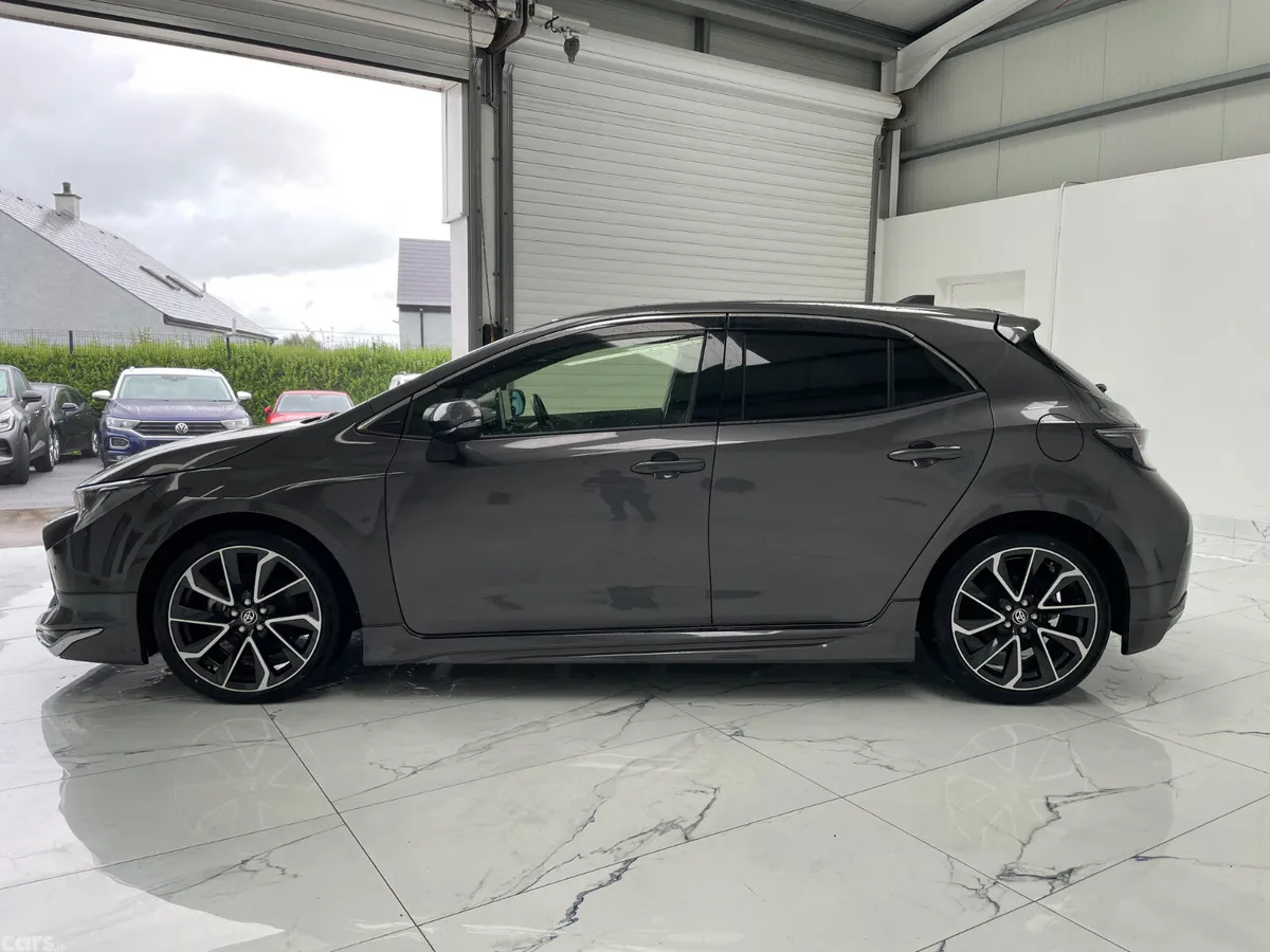 Toyota Corolla Hatchback, Petrol Hybrid, 2021, Grey