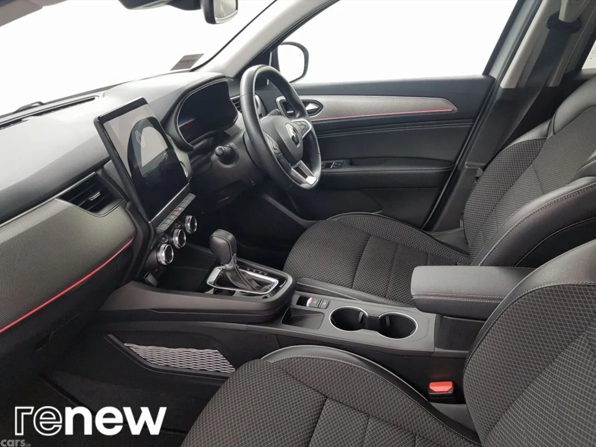 Renault Arkana Hatchback, Petrol, 2023, White