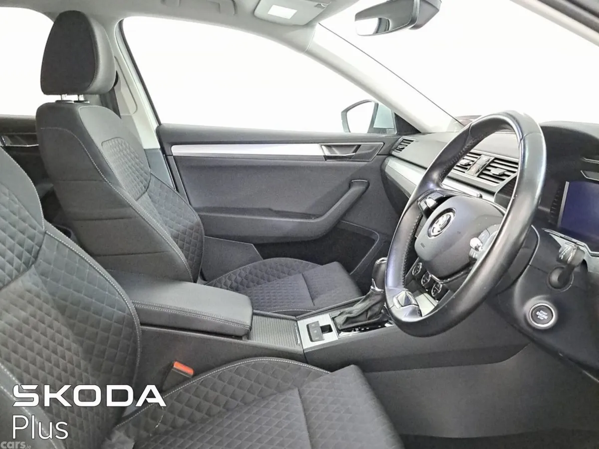 Skoda Superb Saloon, Diesel, 2024, Grey
