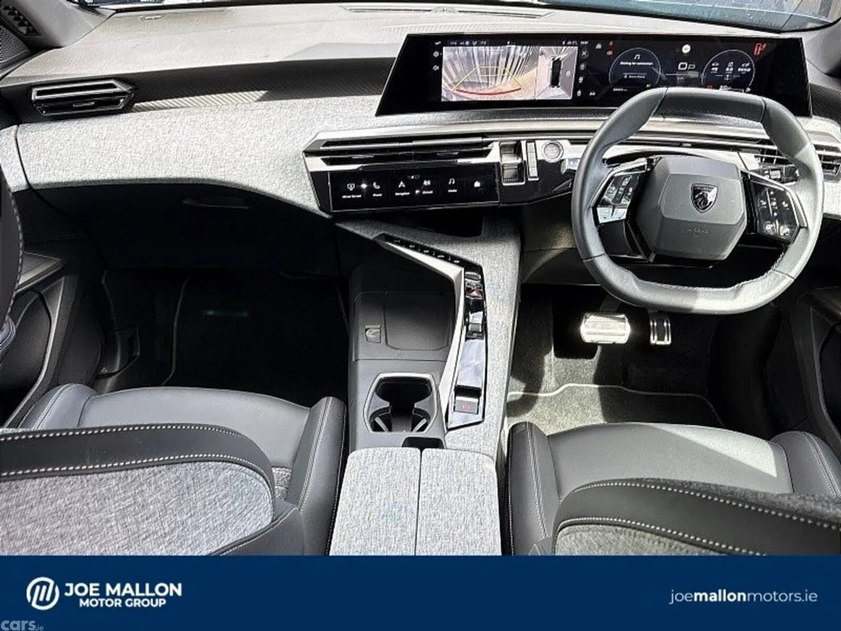 Peugeot 3008 MPV, Petrol, 2026, Blue