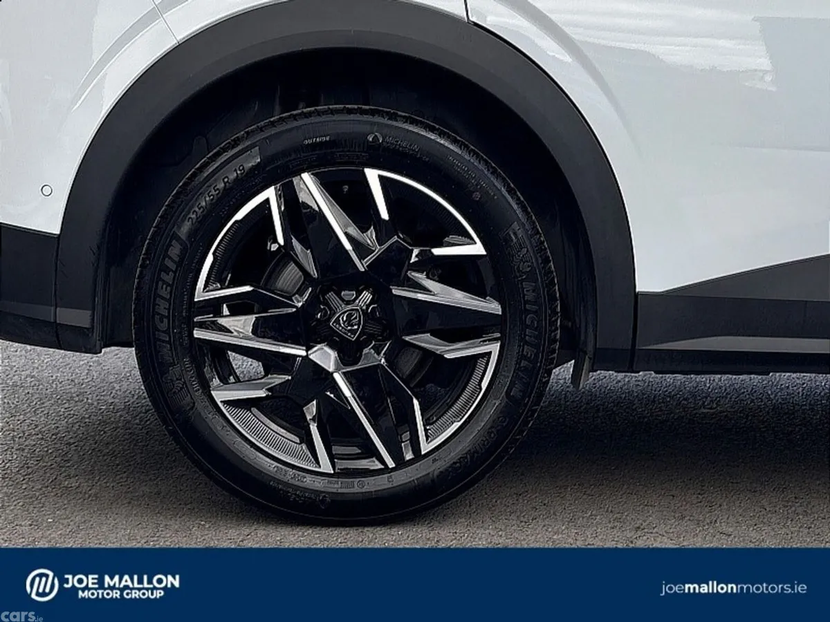 Peugeot 3008 MPV, Petrol Hybrid, 2025, White