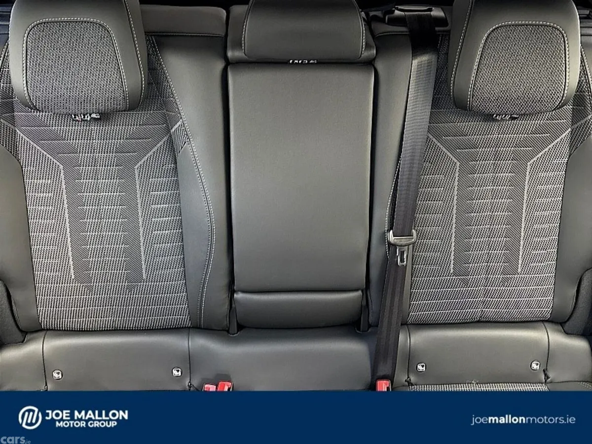 Peugeot 3008 MPV, Petrol Hybrid, 2025, White