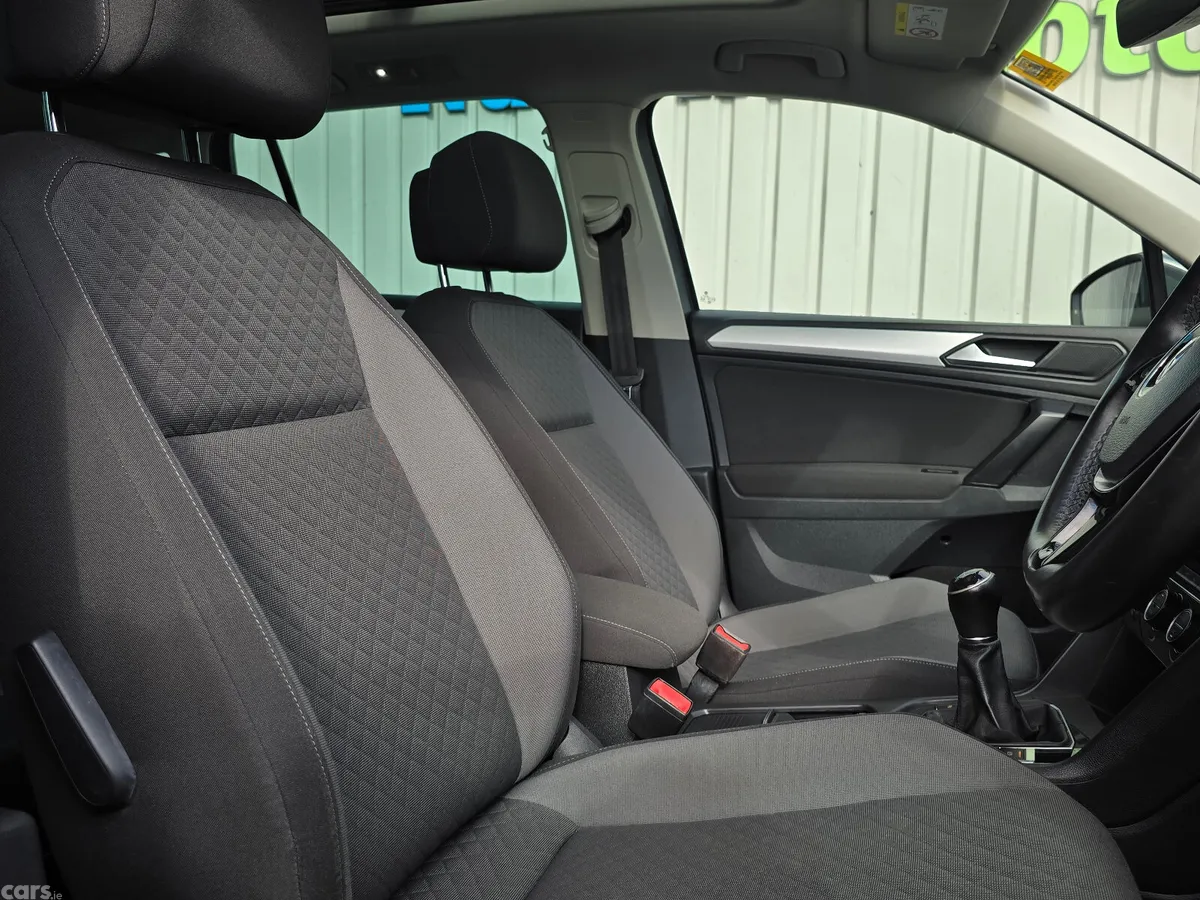 Volkswagen Tiguan SUV, Diesel, 2019, Grey