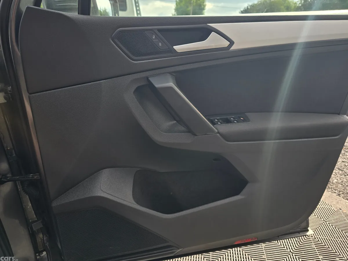 Volkswagen Tiguan SUV, Diesel, 2019, Grey