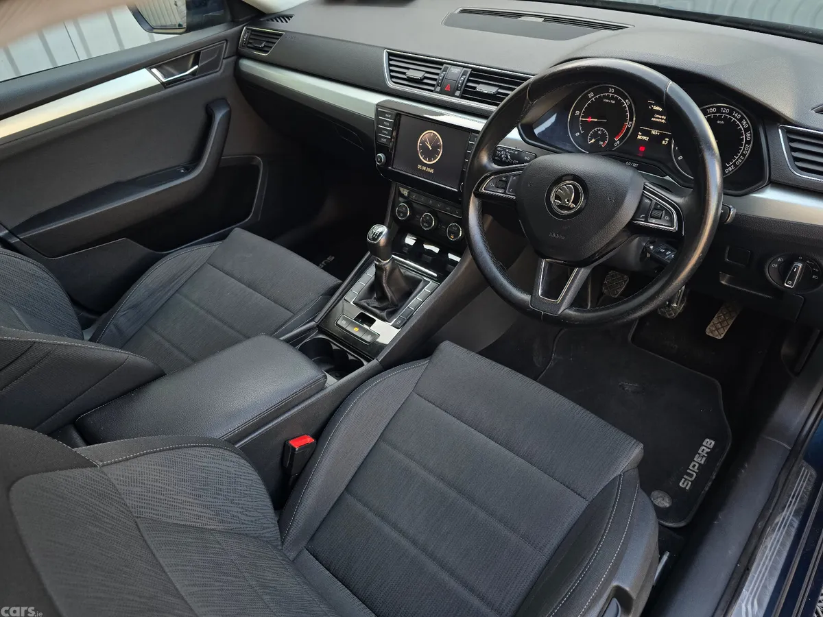 Skoda Superb Saloon, Diesel, 2017, Blue