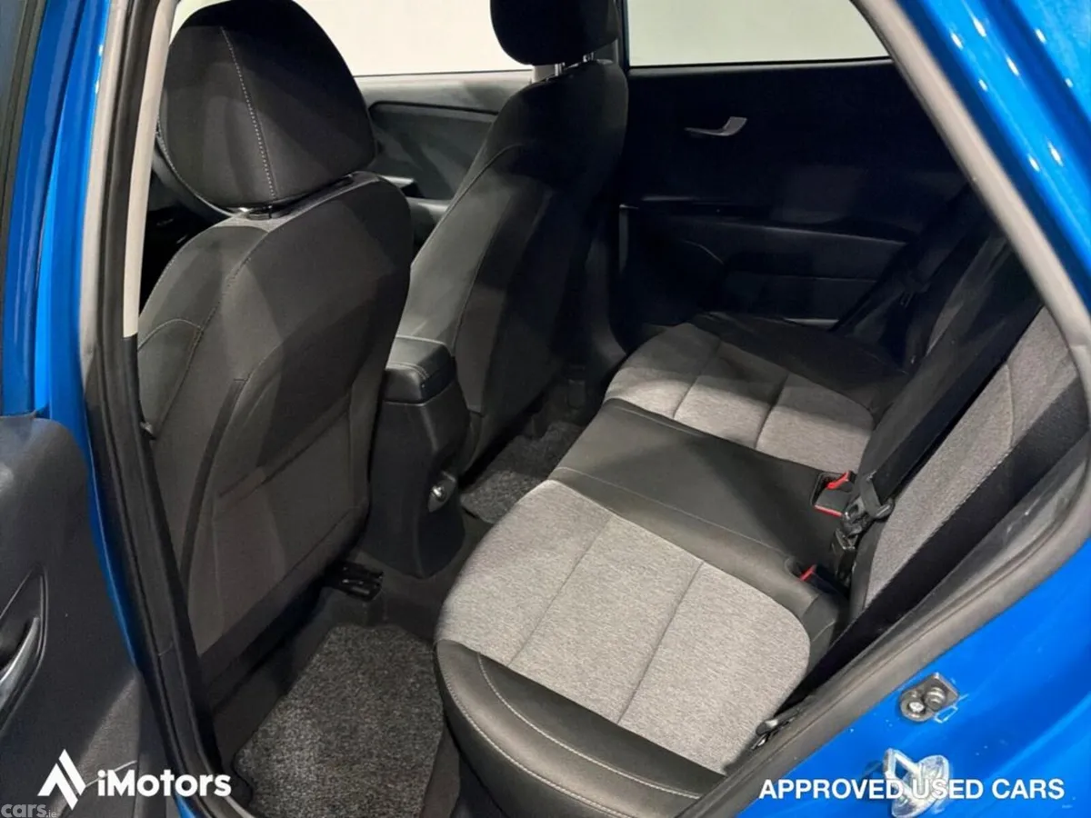 Kia Stonic SUV, Petrol, 2023, Blue