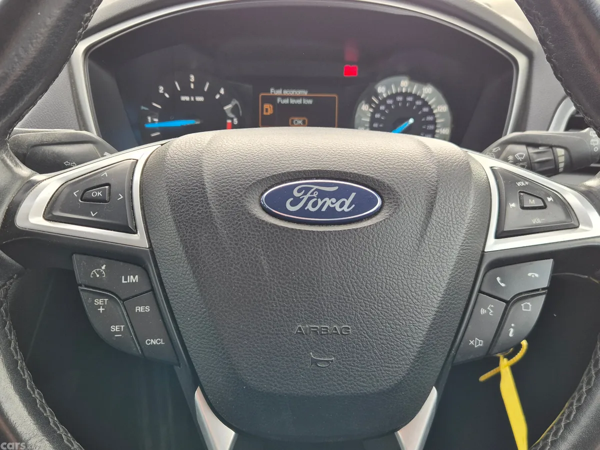Ford Mondeo Hatchback, Diesel, 2015, Silver