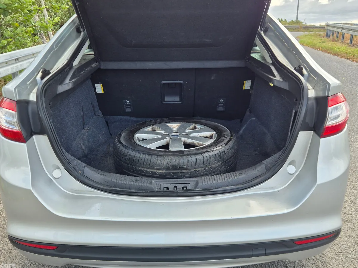 Ford Mondeo Hatchback, Diesel, 2015, Silver