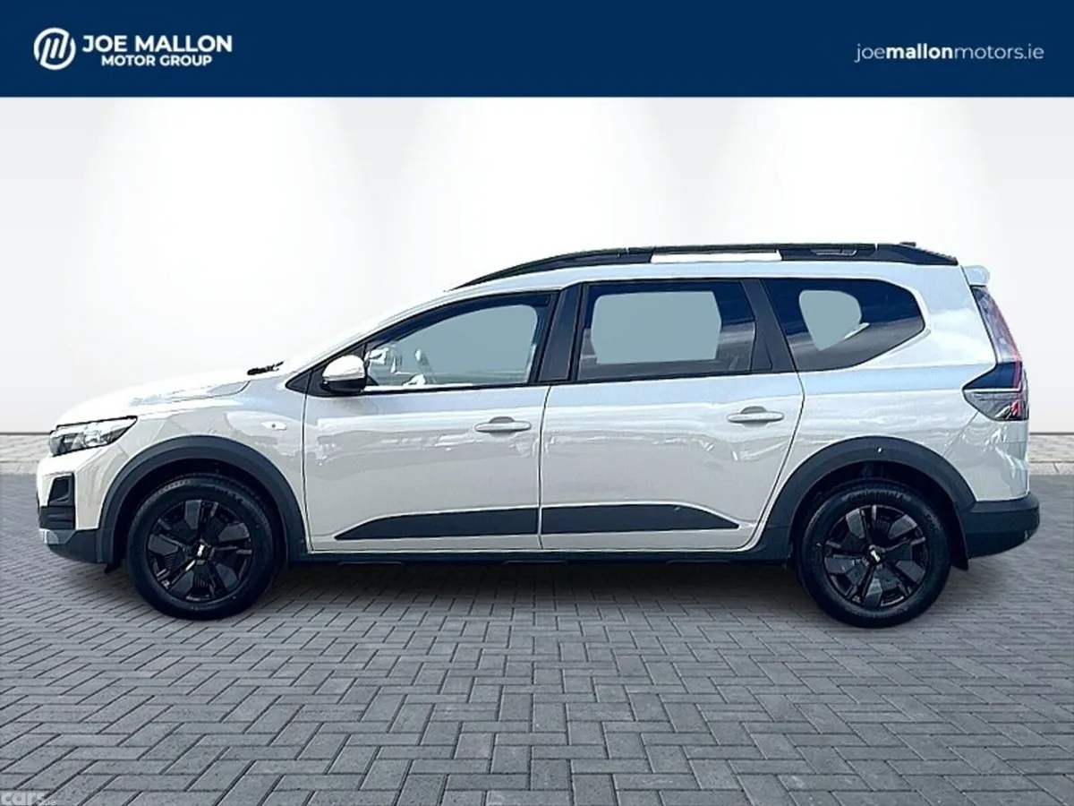 Dacia Jogger MPV, Petrol Hybrid, 2026, Brown