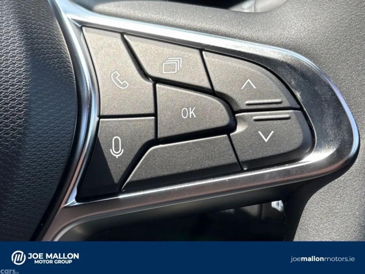 Renault Captur Hatchback, Petrol, 2026, Grey