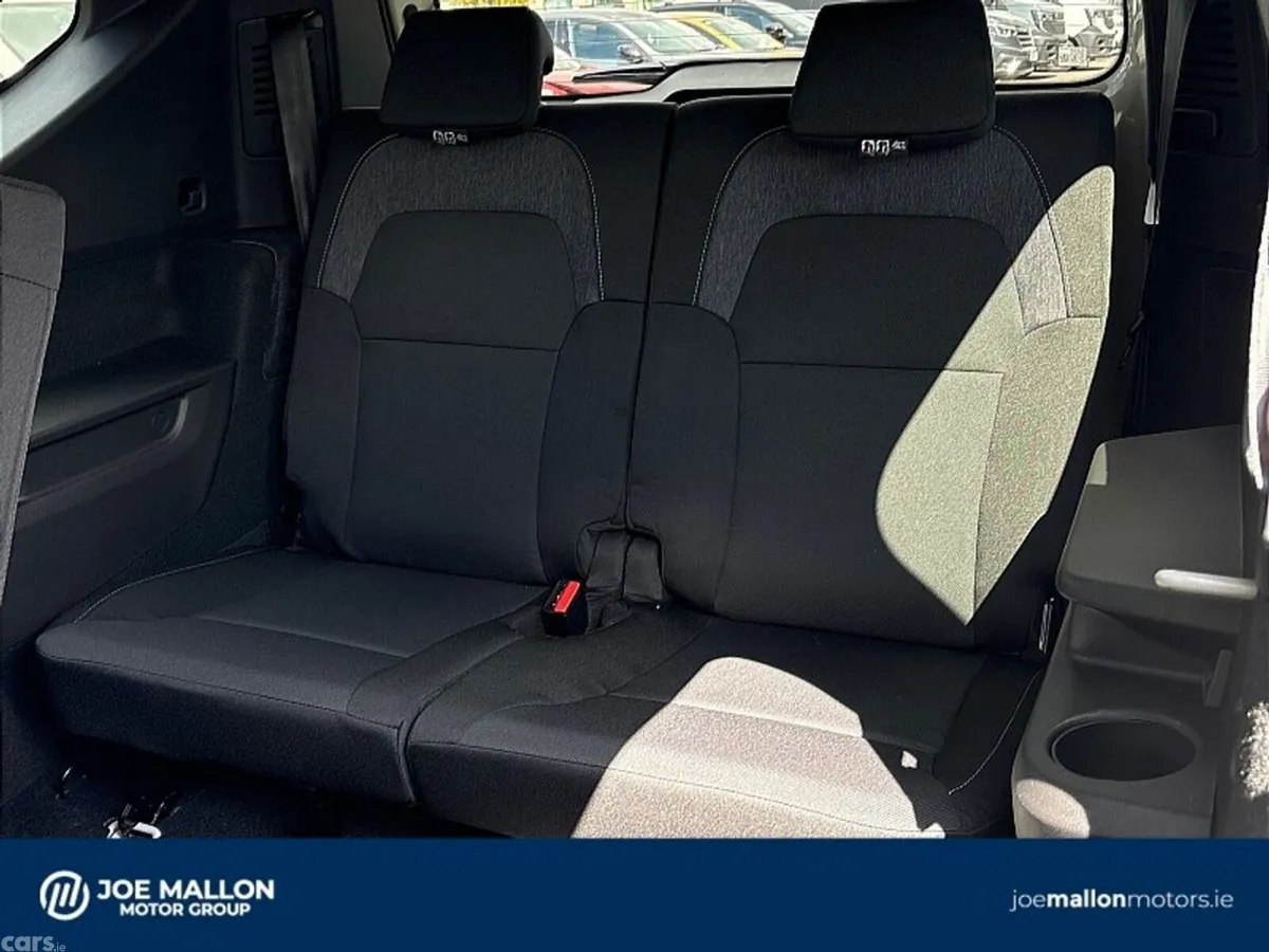 Dacia Jogger MPV, Petrol Hybrid, 2026, Brown