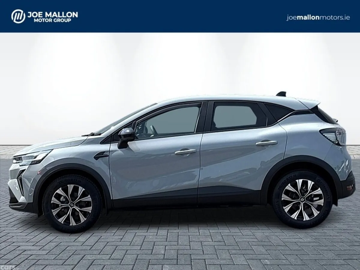 Renault Captur Hatchback, Petrol, 2026, Grey