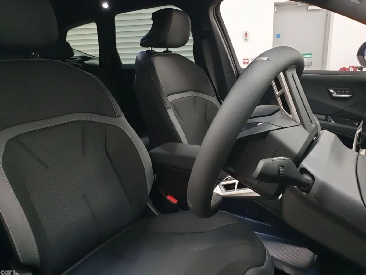 BMW iX3 SUV, Electric, 2026, Blue