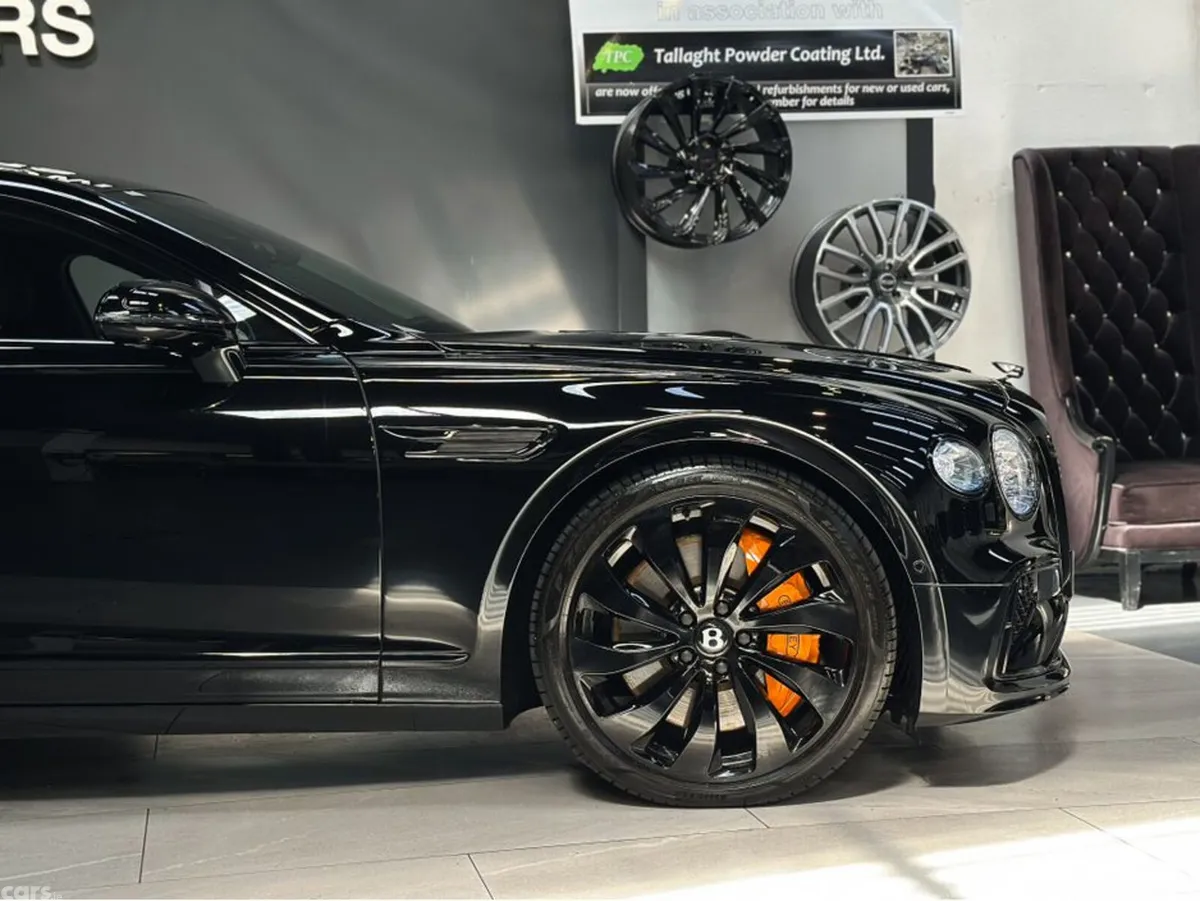 Bentley Flying Spur Saloon, Petrol Plug-in Hybrid, 2026, Black