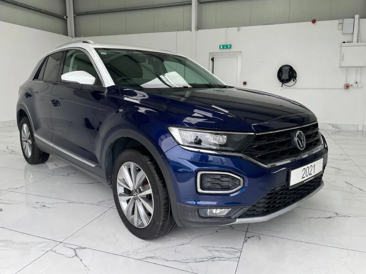 Volkswagen T-Roc Hatchback, Diesel, 2021, Blue
