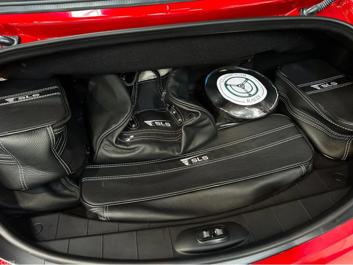 Mercedes-Benz SLS Convertible, Petrol, 2012, Red