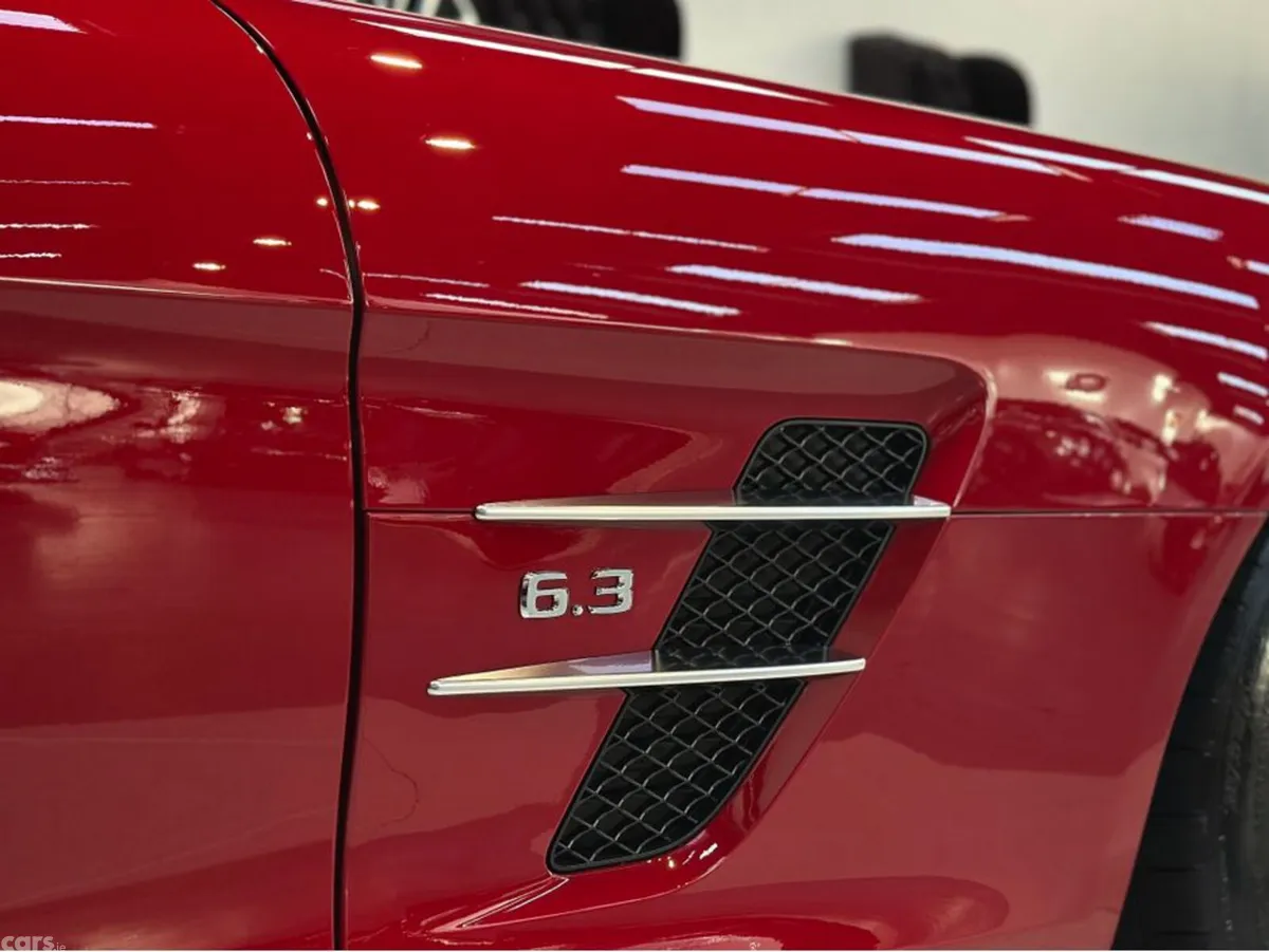Mercedes-Benz SLS Convertible, Petrol, 2012, Red