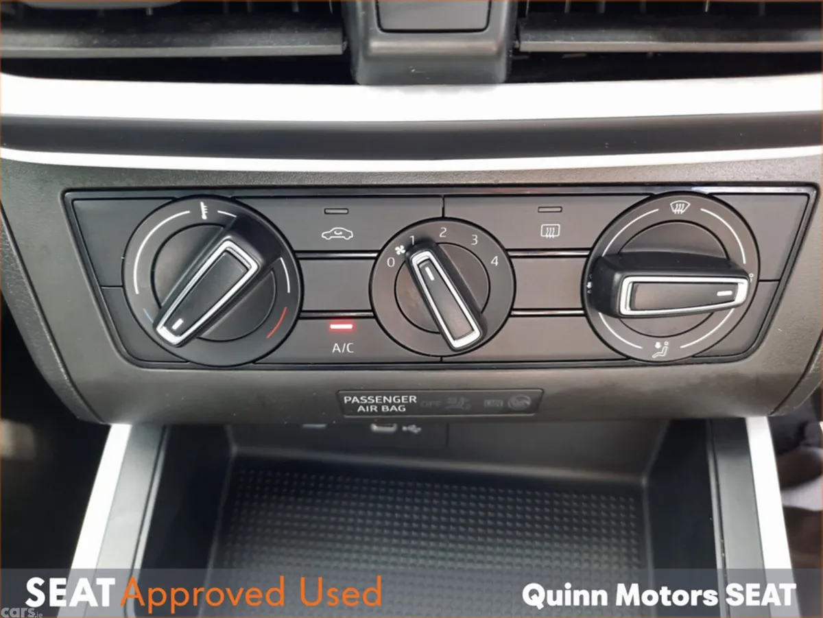 SEAT Arona Hatchback, Petrol, 2023, Black