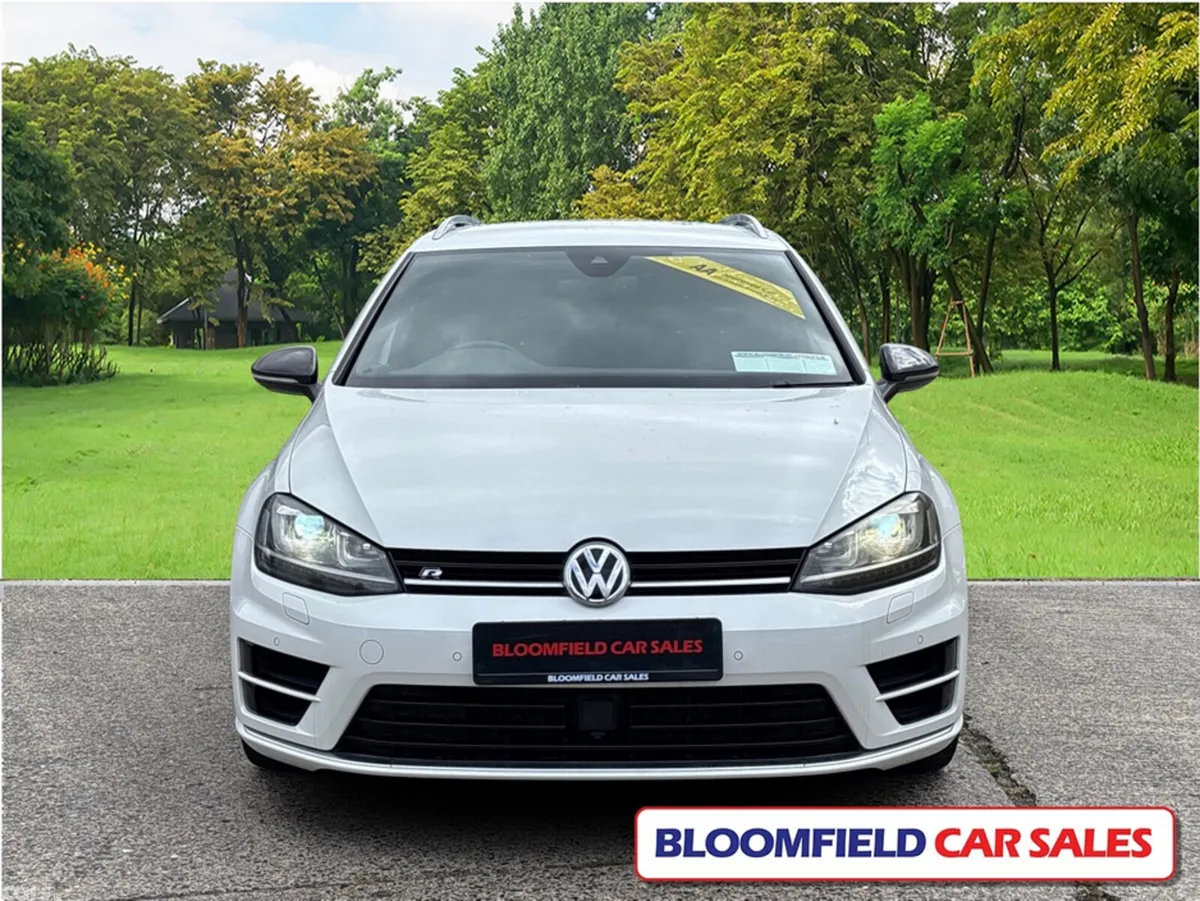 Volkswagen Golf Estate, Petrol, 2017, White