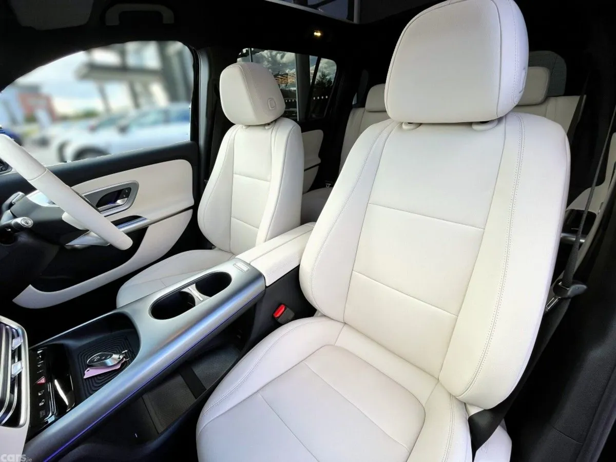 Mercedes-Benz GLB SUV, Petrol Hybrid, 2026, Black