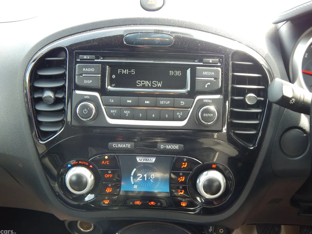 Nissan Juke SUV, Diesel, 2016, Red