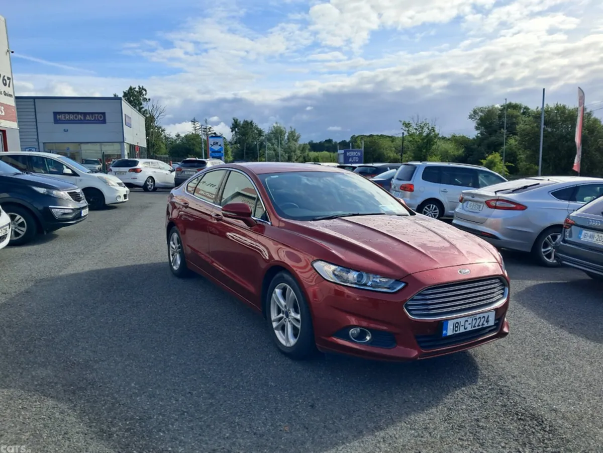 Ford Mondeo Hatchback, Diesel, 2018, Red