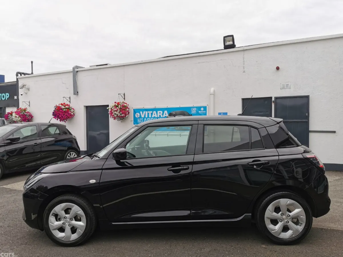 Suzuki Swift Hatchback, Petrol Hybrid, 2026, Black
