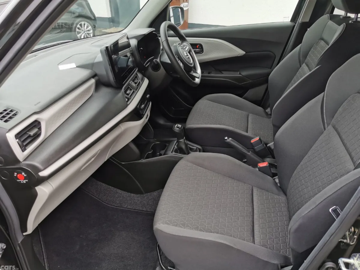 Suzuki Swift Hatchback, Petrol Hybrid, 2026, Black