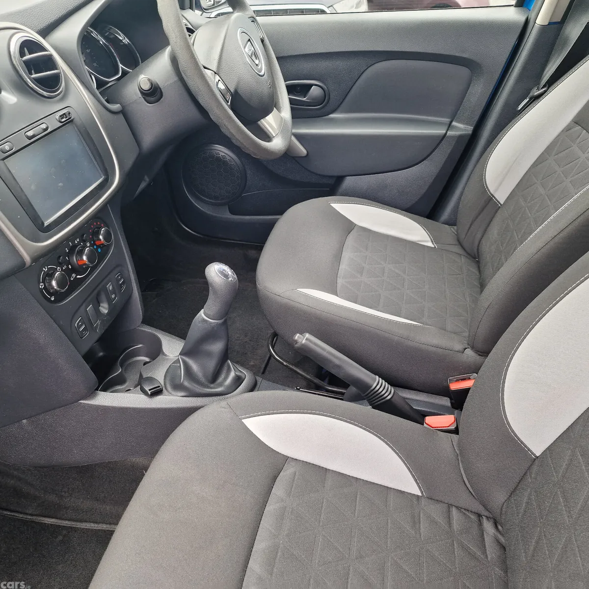 Dacia Sandero Stepway Hatchback, Petrol, 2016, Blue