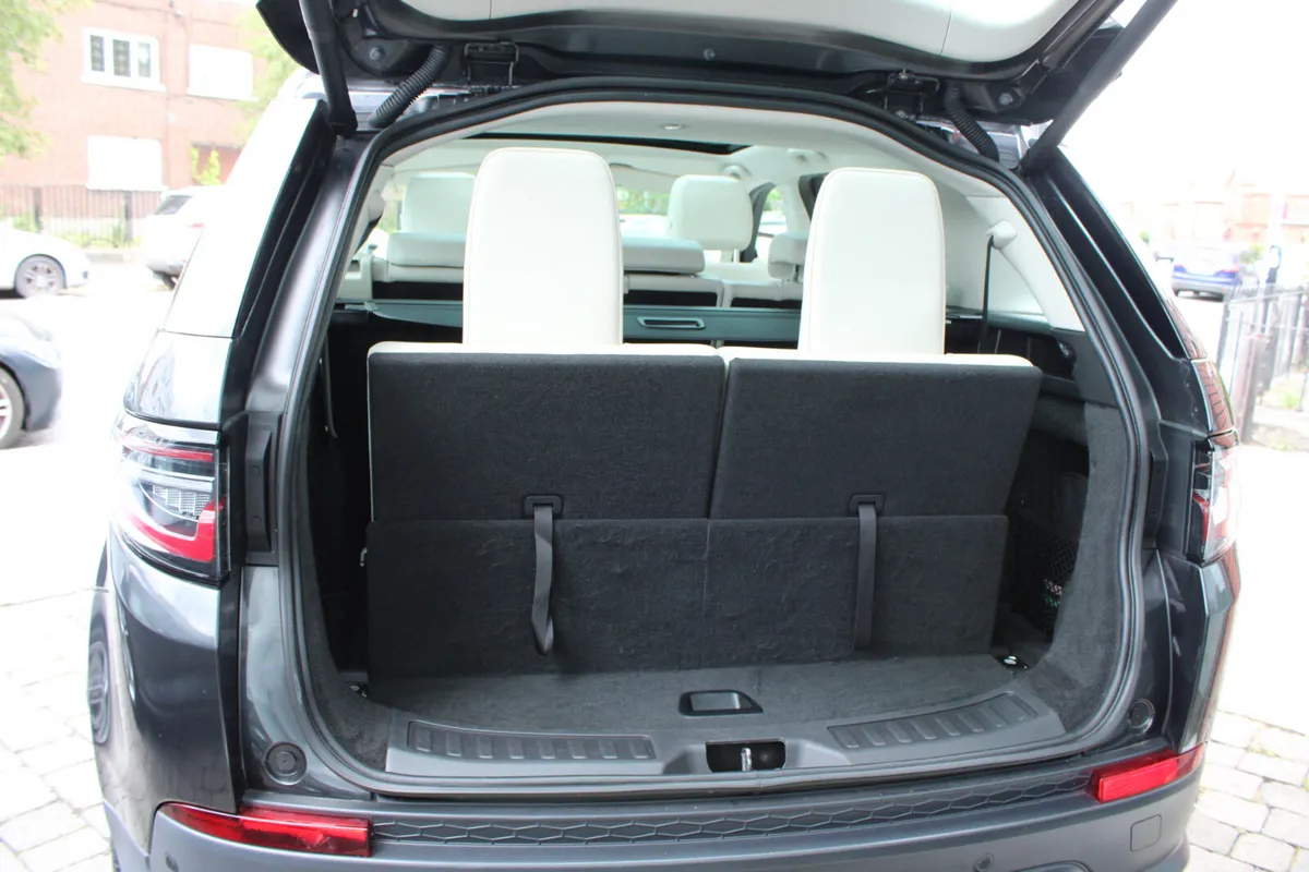 Land Rover Discovery Sport SUV, Diesel, 2019, Grey