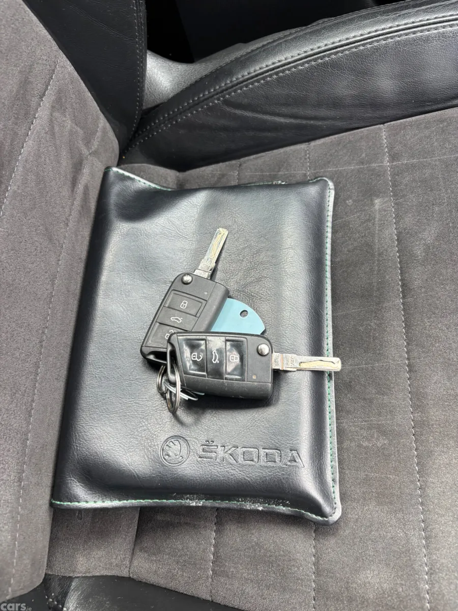 Skoda Octavia Hatchback, Diesel, 2015, Blue