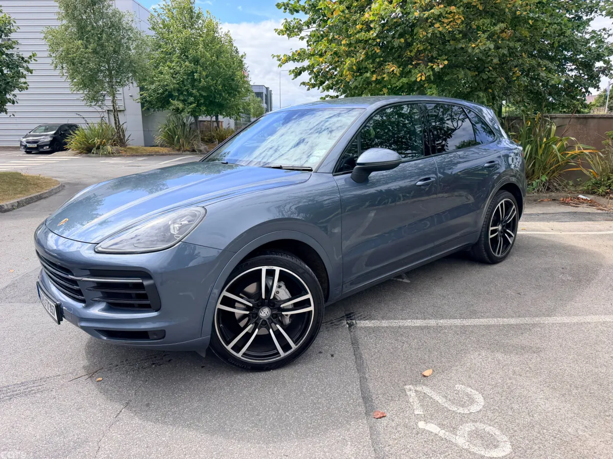 Porsche Cayenne SUV, Petrol, 2019, Blue