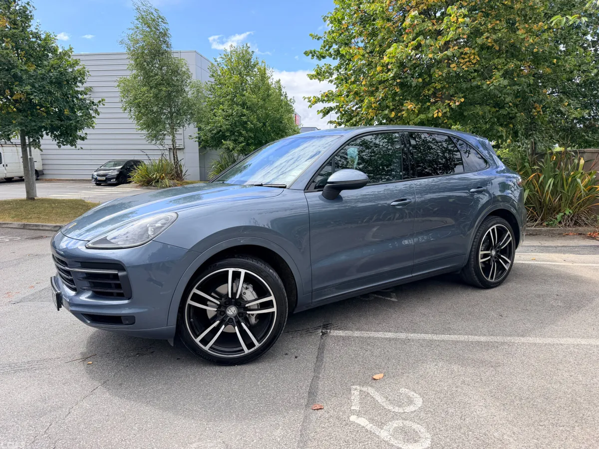 Porsche Cayenne SUV, Petrol, 2019, Blue