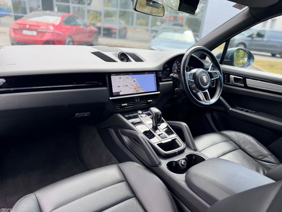 Porsche Cayenne SUV, Petrol, 2019, Blue