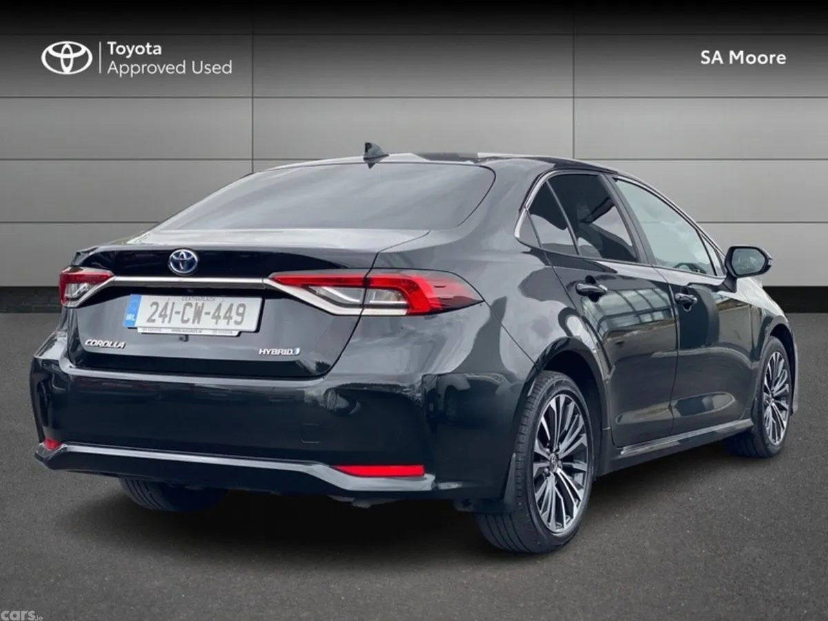 Toyota Corolla Saloon, Petrol Hybrid, 2024, Black