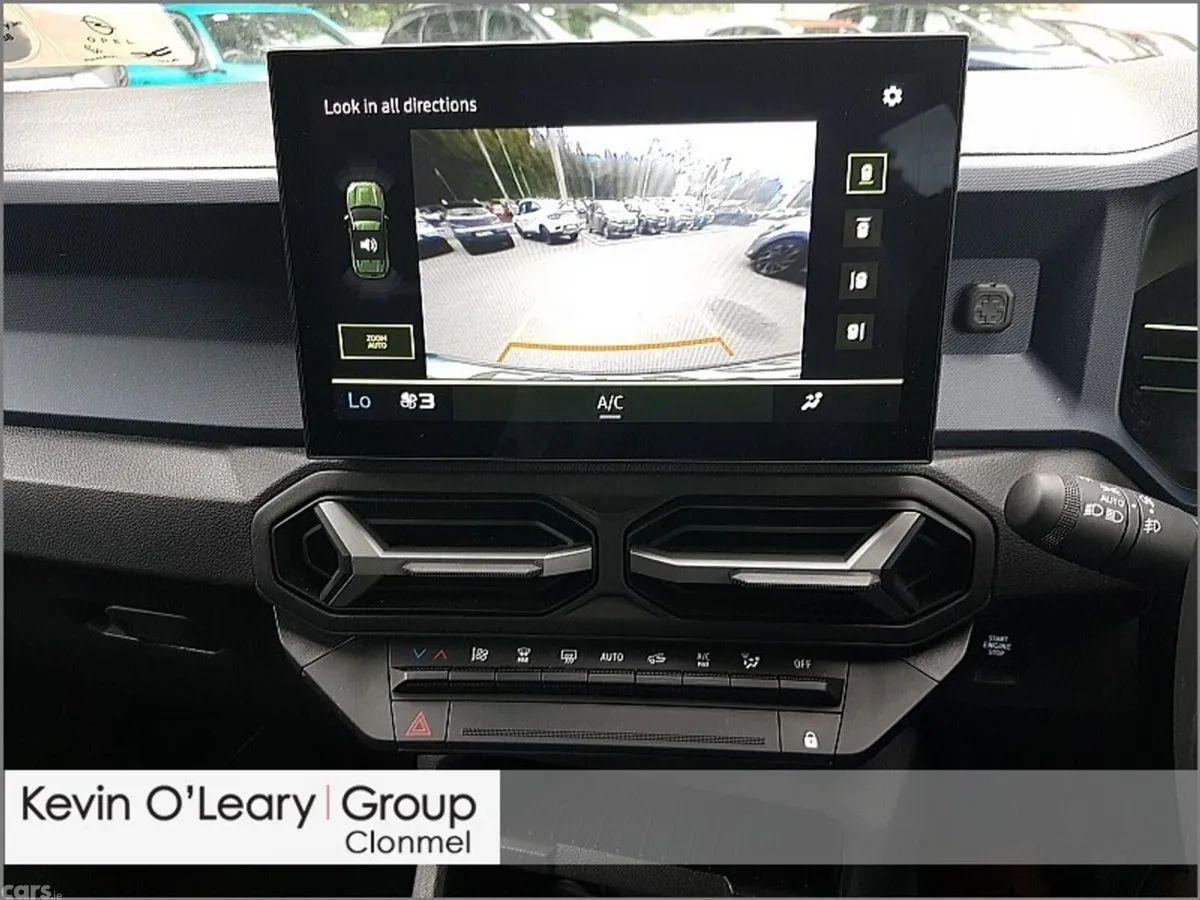 Dacia Duster SUV, Petrol Hybrid, 2025, Black
