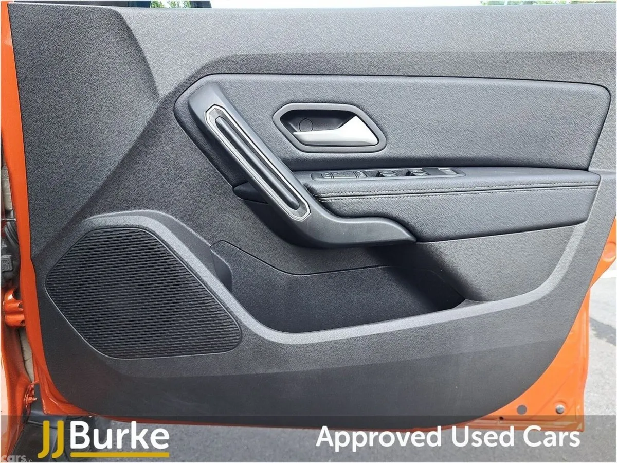 Dacia Duster SUV, Diesel, 2024, Orange