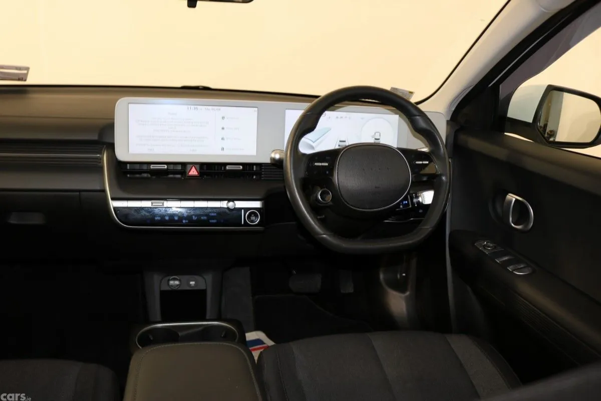 Hyundai IONIQ 5 MPV, Electric, 2024, White