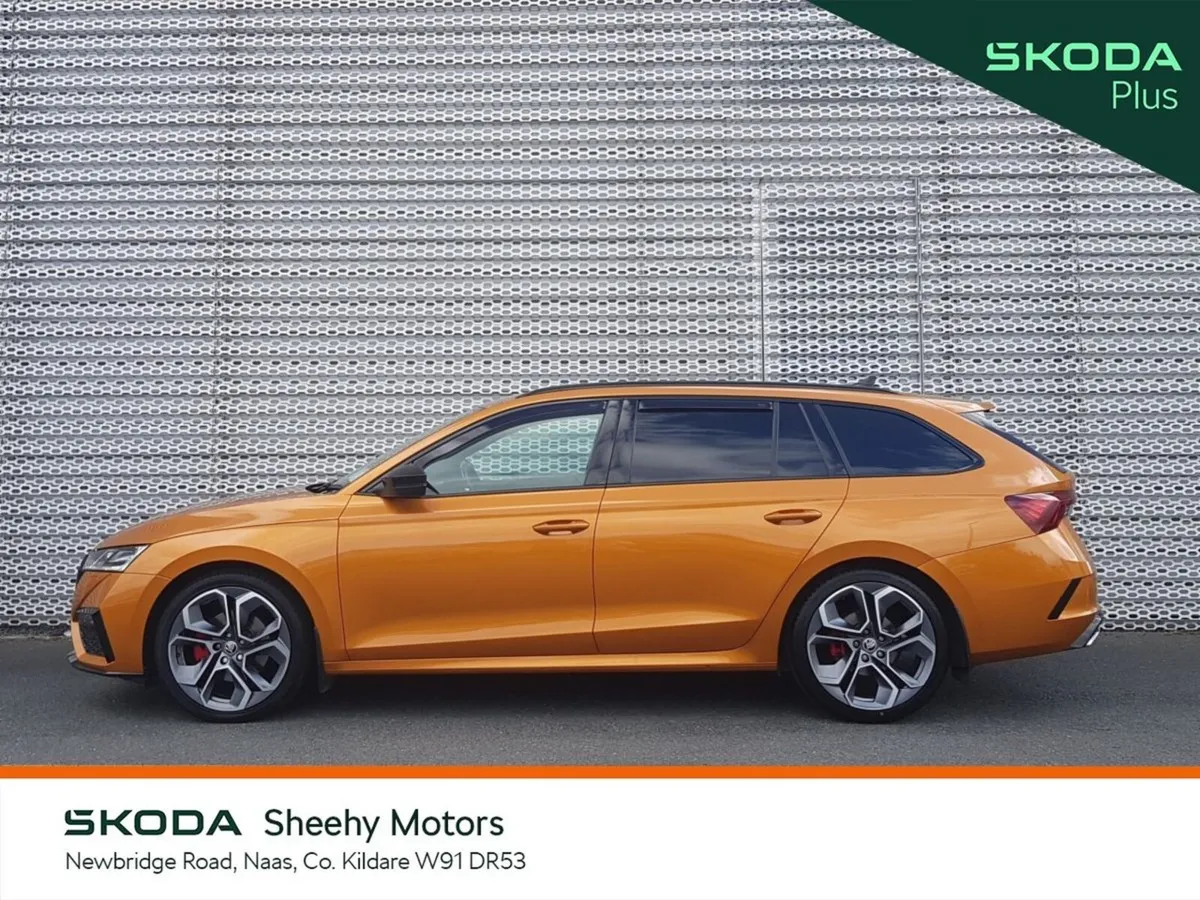 Skoda Octavia Estate, Diesel, 2024, Orange
