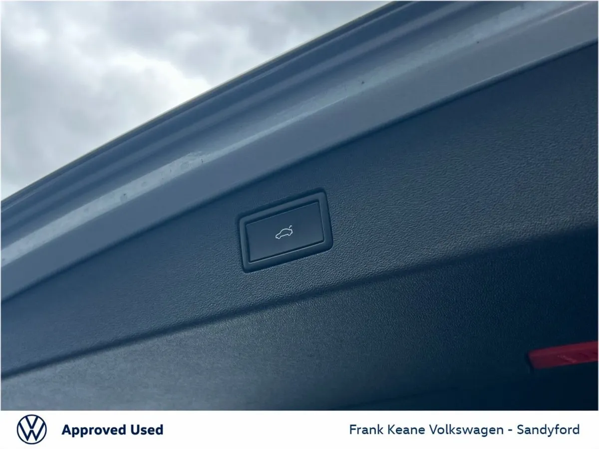 Volkswagen Tiguan SUV, Petrol Plug-in Hybrid, 2025, Silver