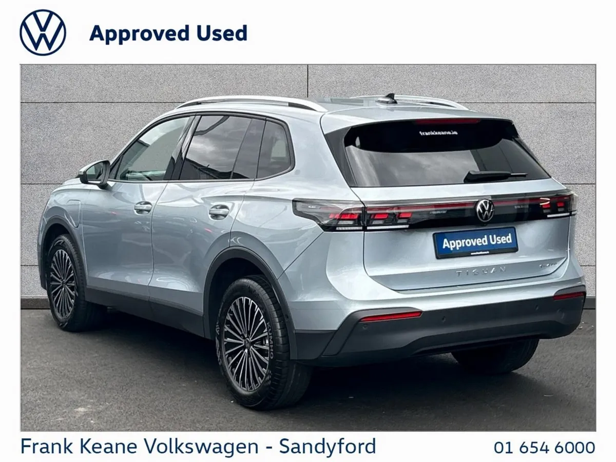 Volkswagen Tiguan SUV, Petrol Plug-in Hybrid, 2025, Silver