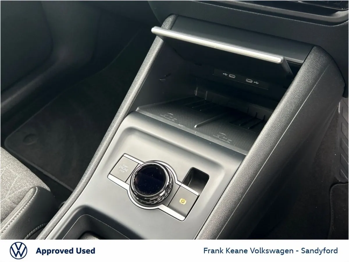 Volkswagen Tiguan SUV, Petrol Plug-in Hybrid, 2025, Silver