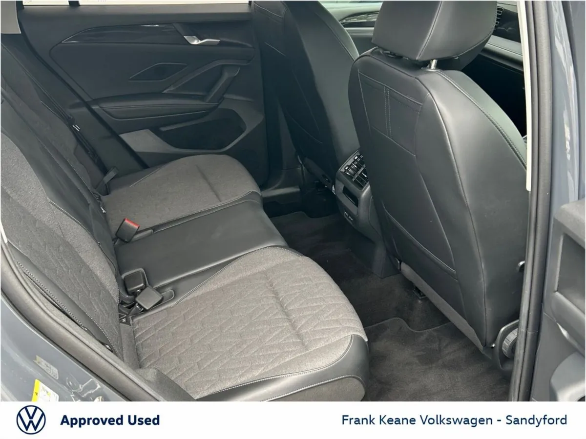 Volkswagen Tiguan SUV, Petrol Plug-in Hybrid, 2025, Grey