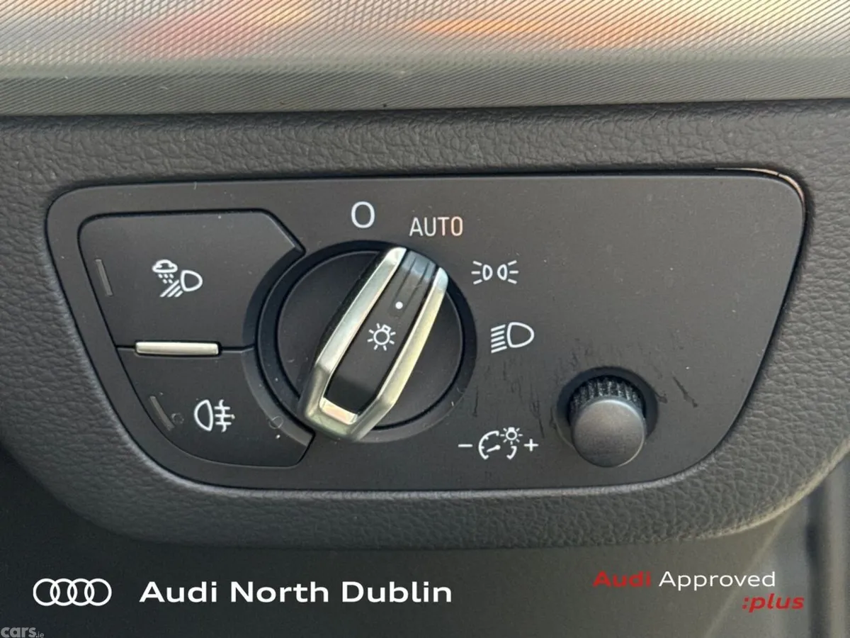 Audi Q5 SUV, Diesel, 2023, Blue