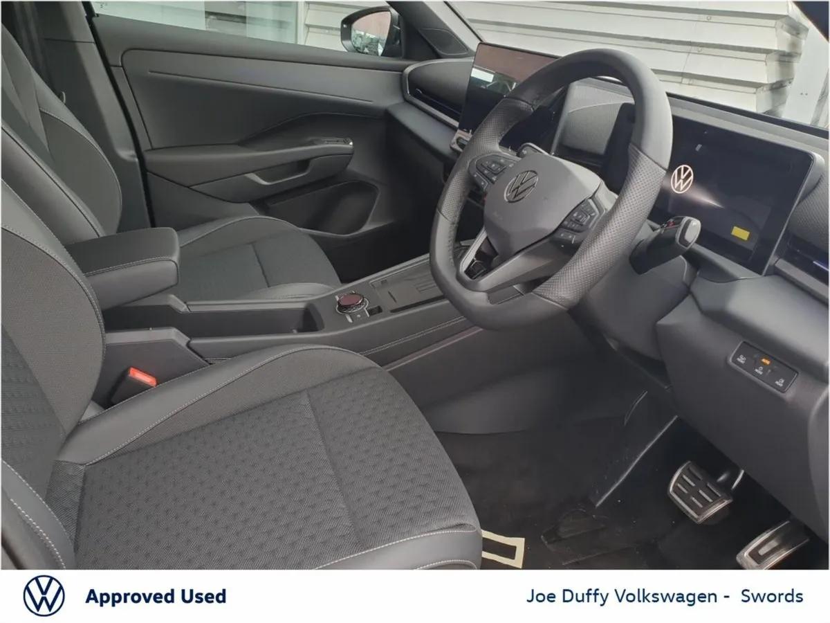 Volkswagen T-Roc SUV, Petrol, 2026, Black