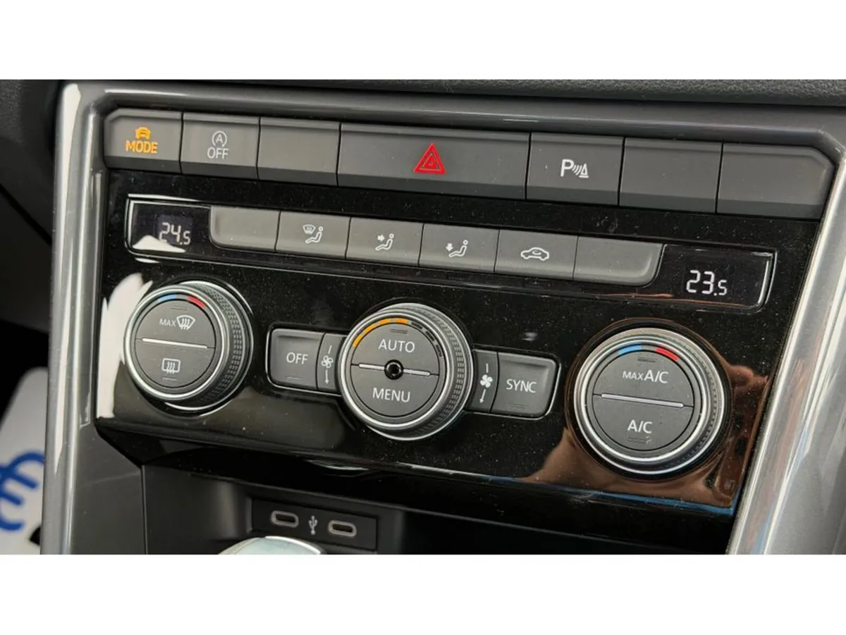 Volkswagen T-Roc SUV, Diesel, 2022, Black